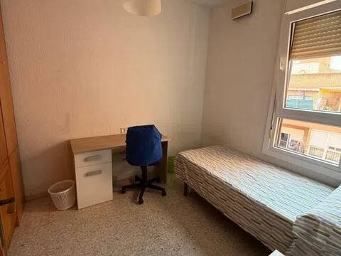 Piso de 110 m² en Almería
