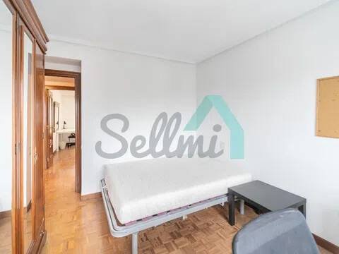 Piso de 85 m² en Oviedo