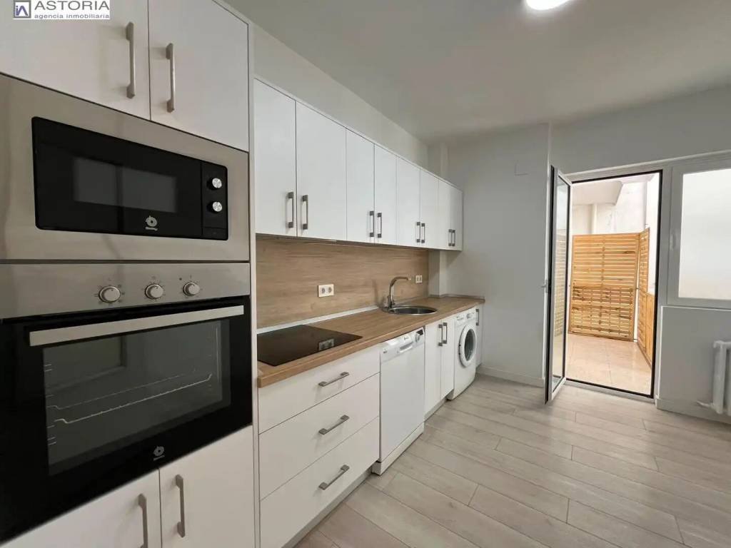 Piso de 175 m² en Granada