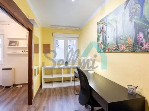 Piso de 79 m² en Oviedo