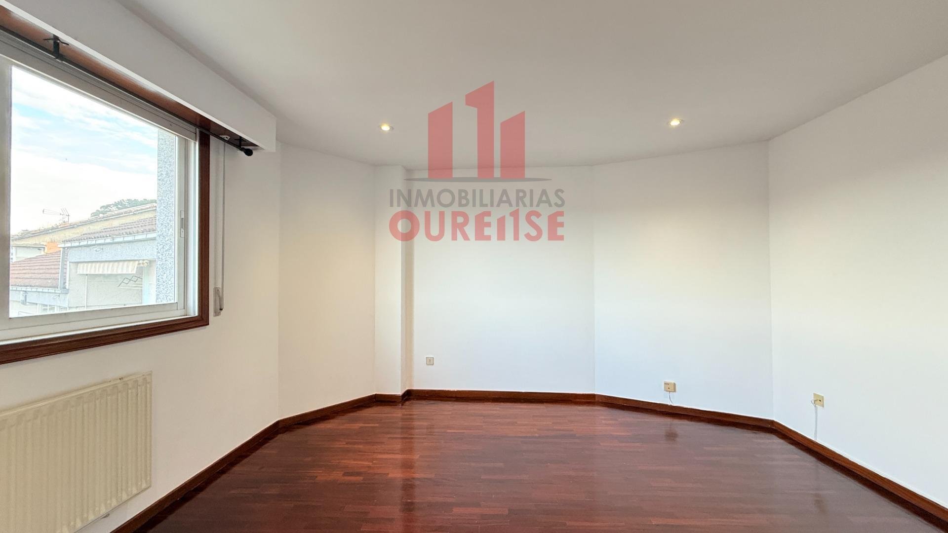 Appartement 82 m² à Ourense
