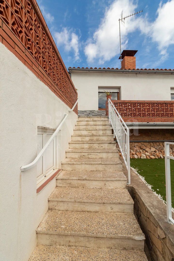 Casa de 90 m² en la Torre de Claramunt
