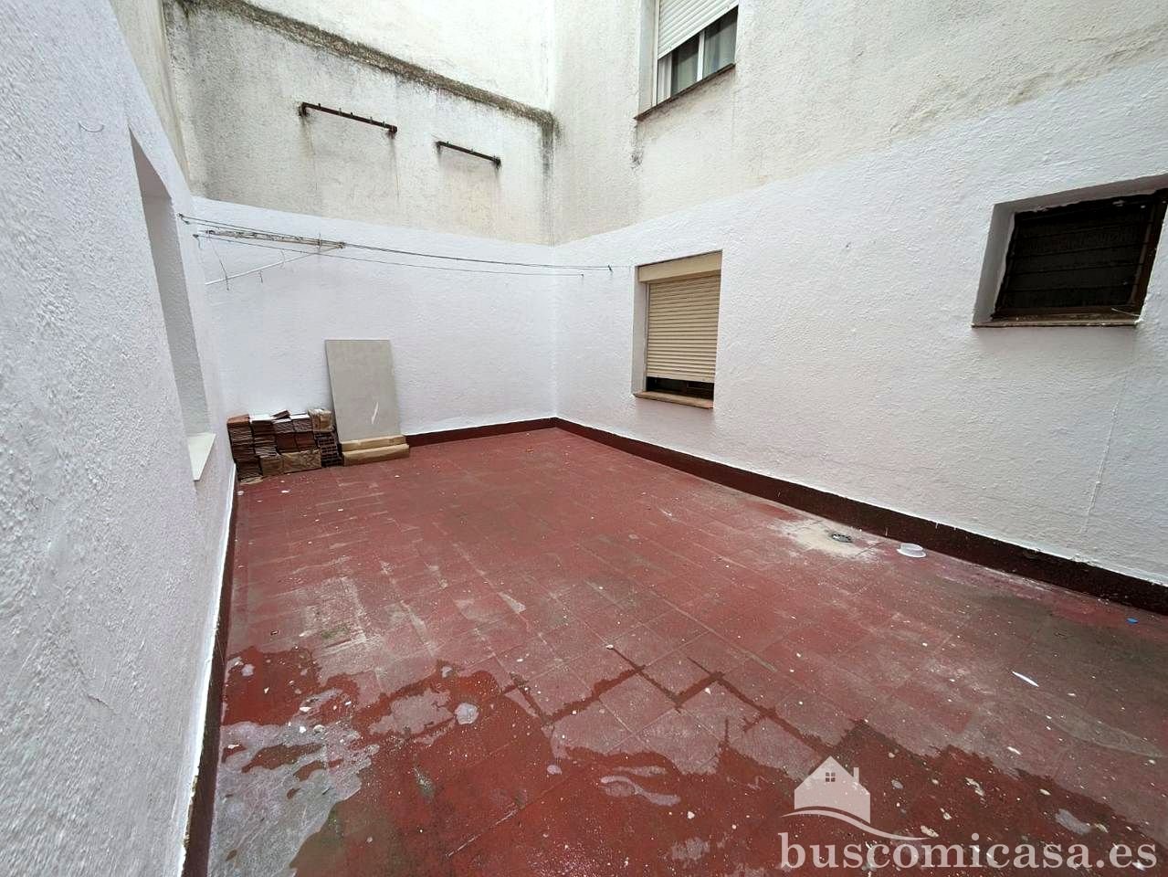 Piso de 96 m² en Linares