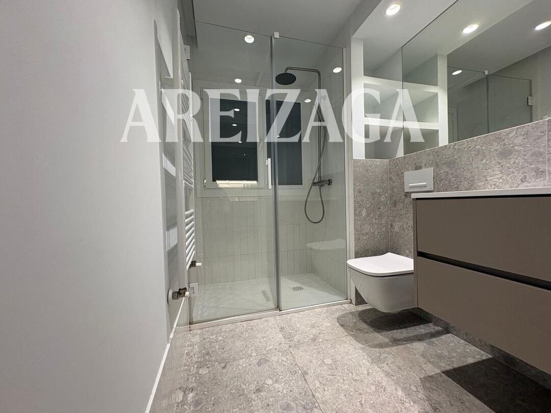 Pis de 120 m² a Sant Sebastià
