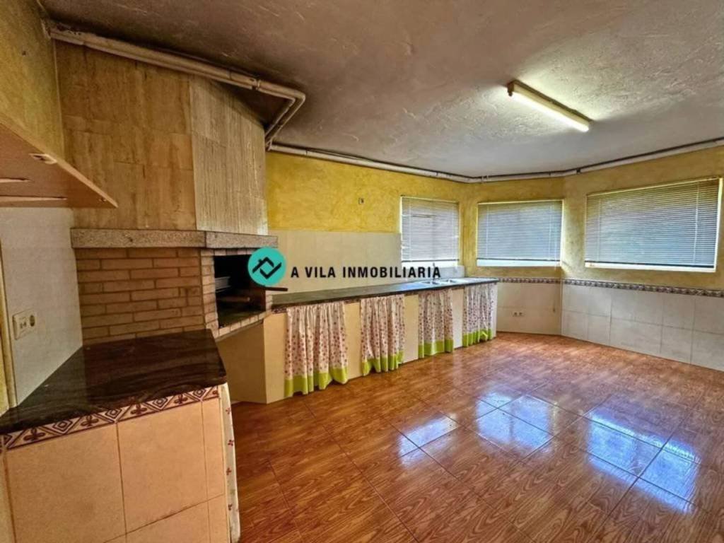 Casa de 530 m² en O Rosal