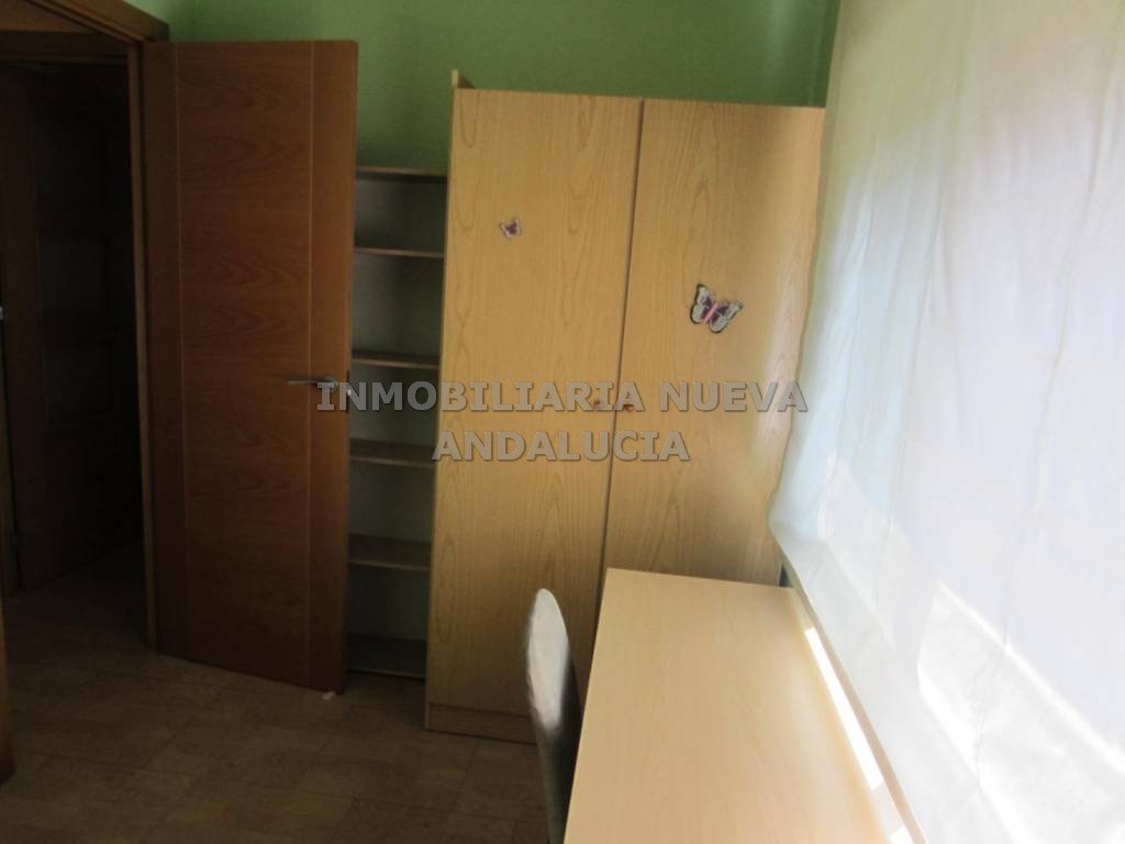 Piso de 85 m² en Almería