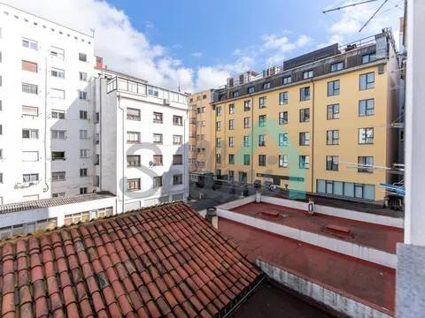 Piso de 67 m² en Oviedo