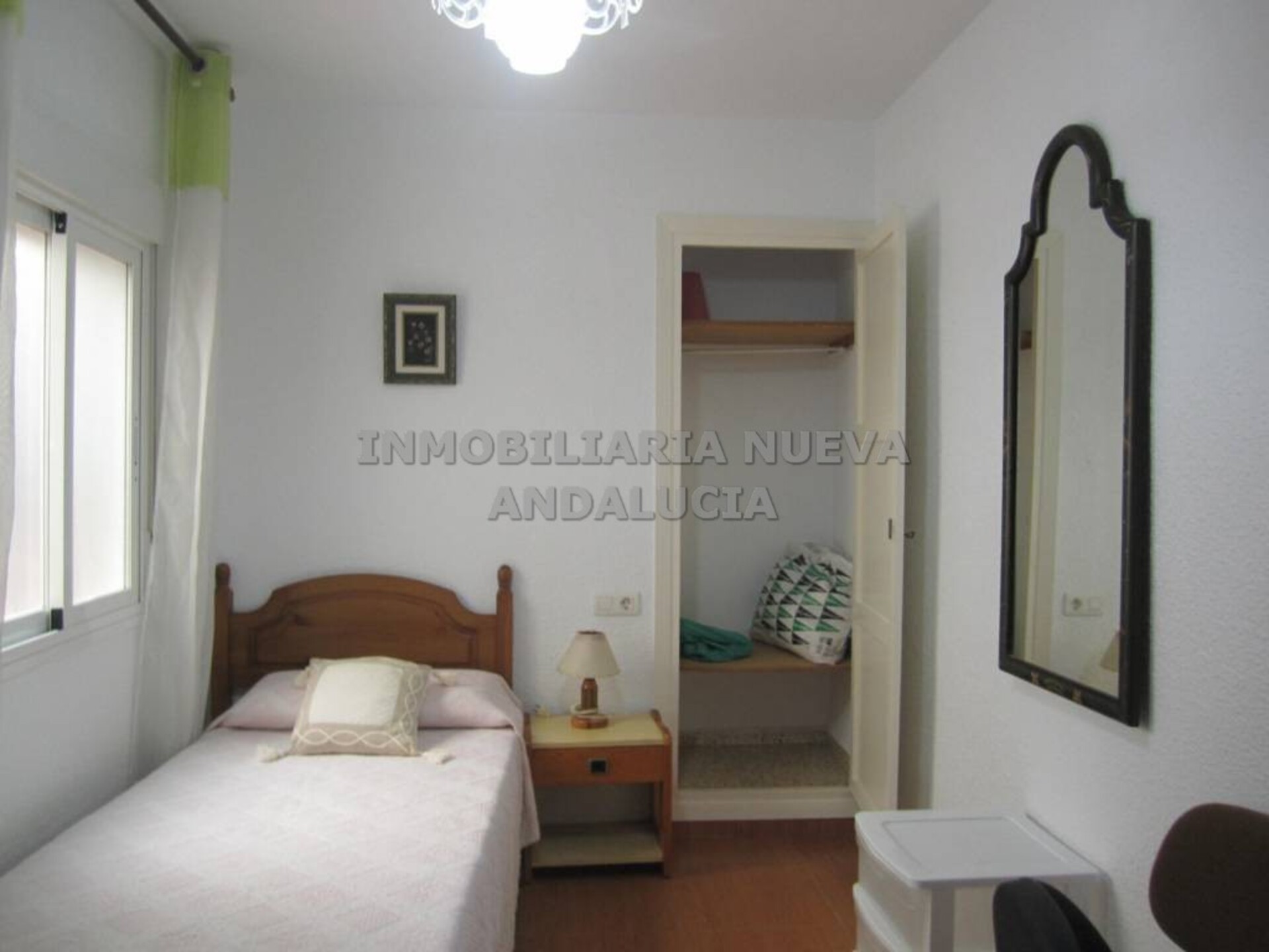 Piso de 74 m² en Almería