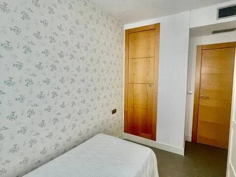 Piso de 75 m² en Granada