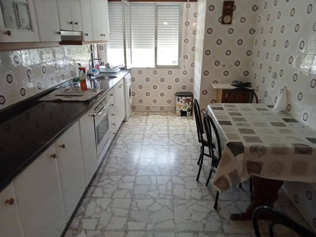 Piso de 80 m² en Santiago de Compostela