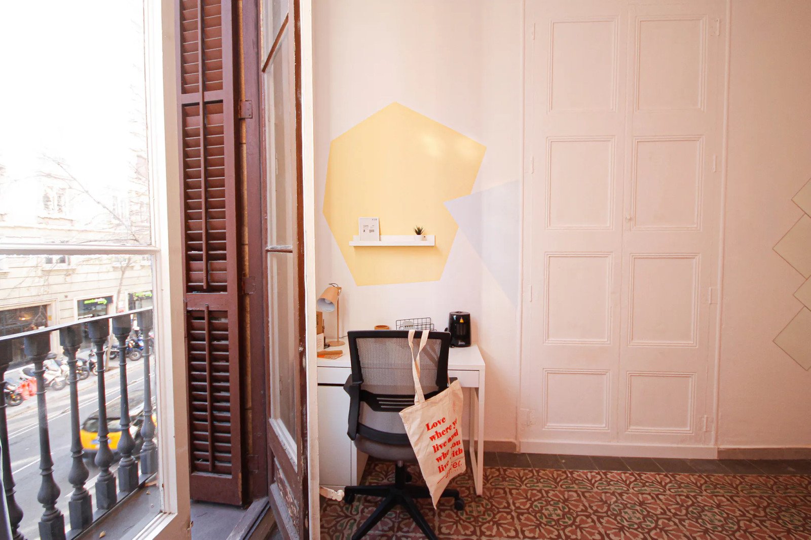 Room for rent, Barcelona