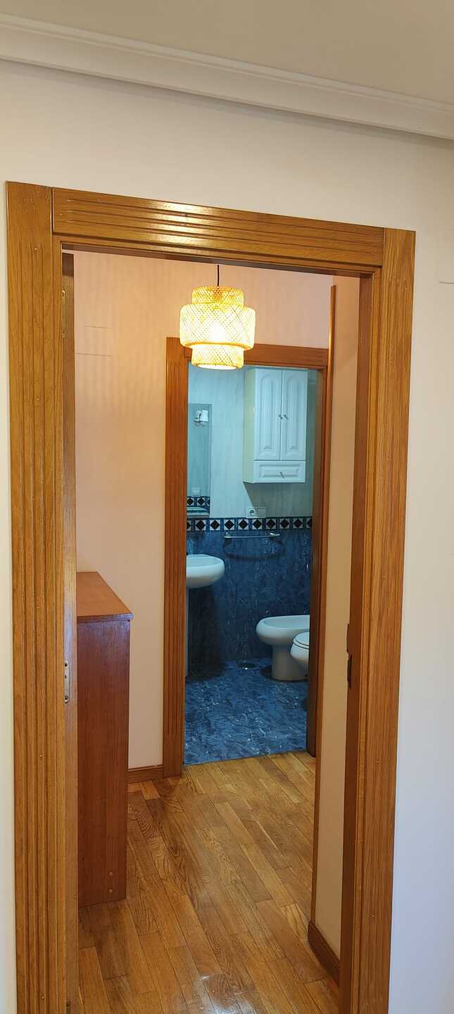 Piso de 82 m² en Oviedo
