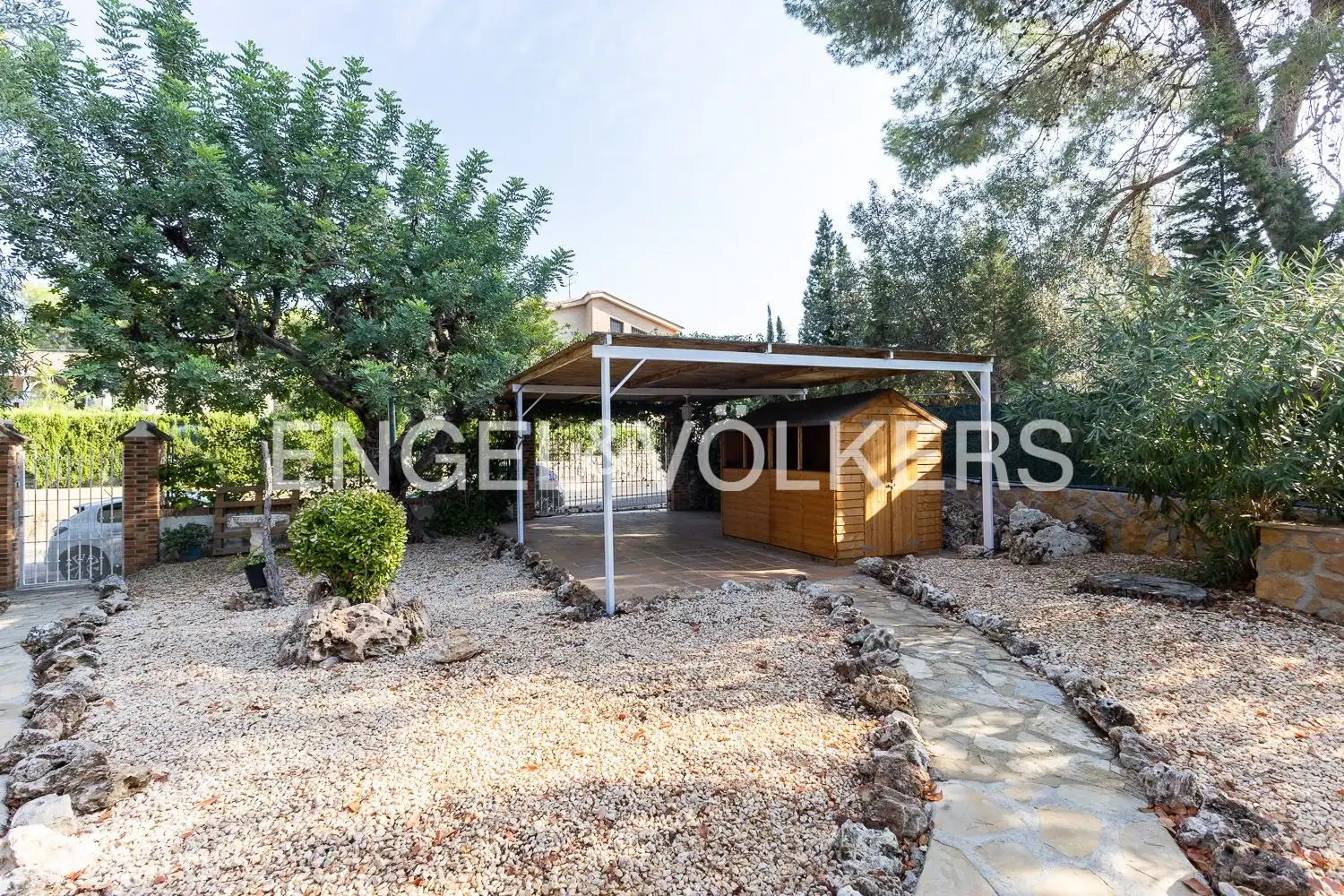 Casa de 238 m² en Paterna