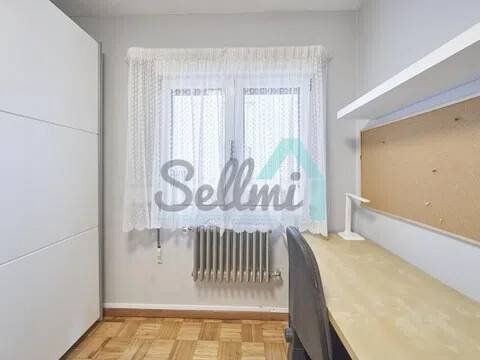 Piso de 84 m² en Oviedo