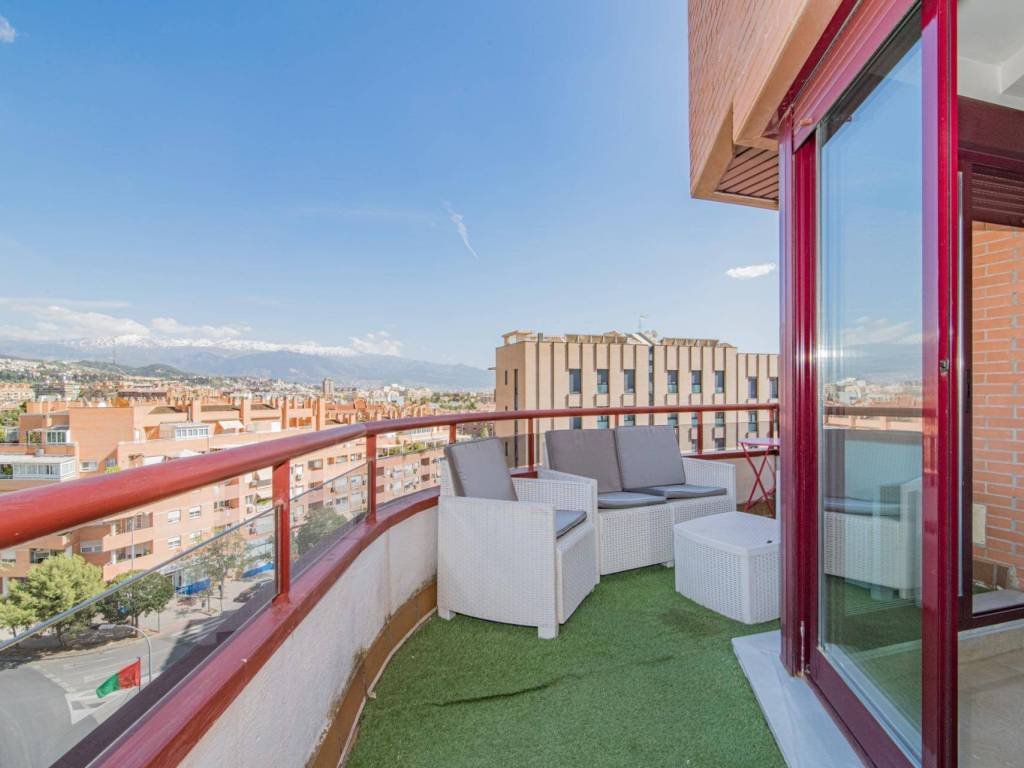 Piso de 101 m² en Granada