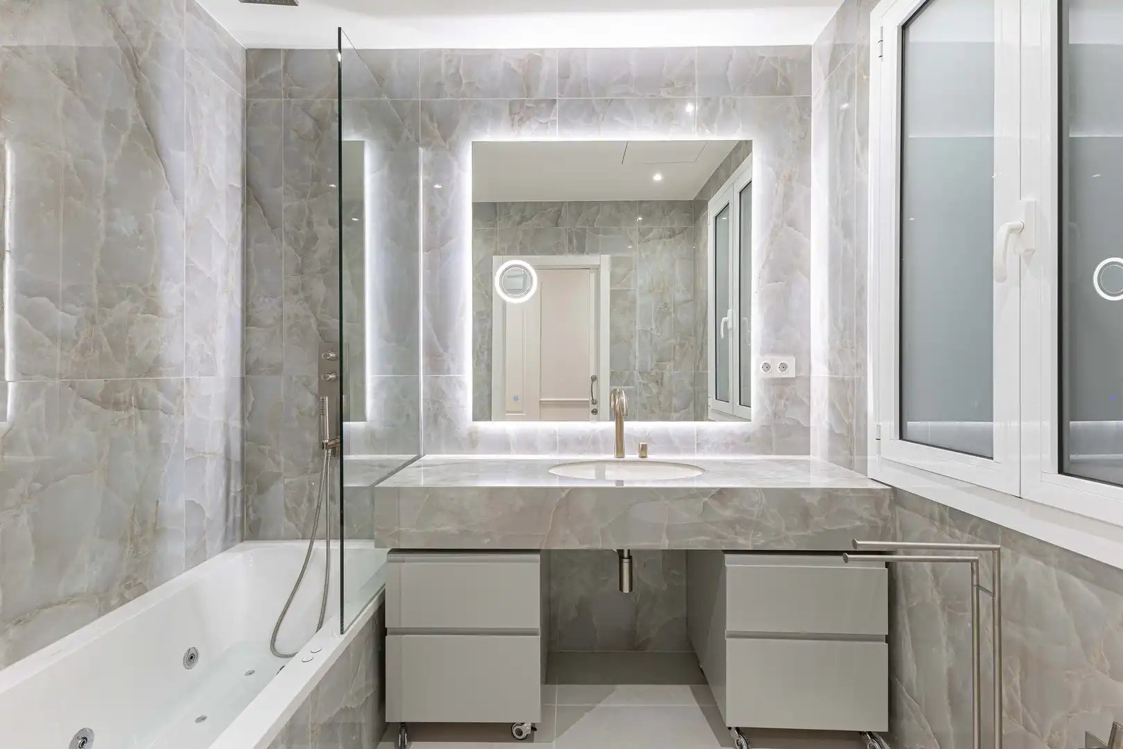 Wohnung 156 m² in Barcelona