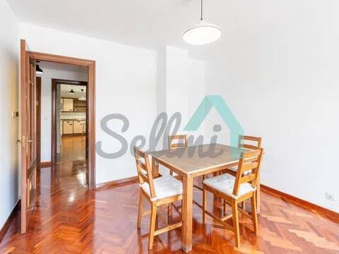 Wohnung 85 m² in Oviedo