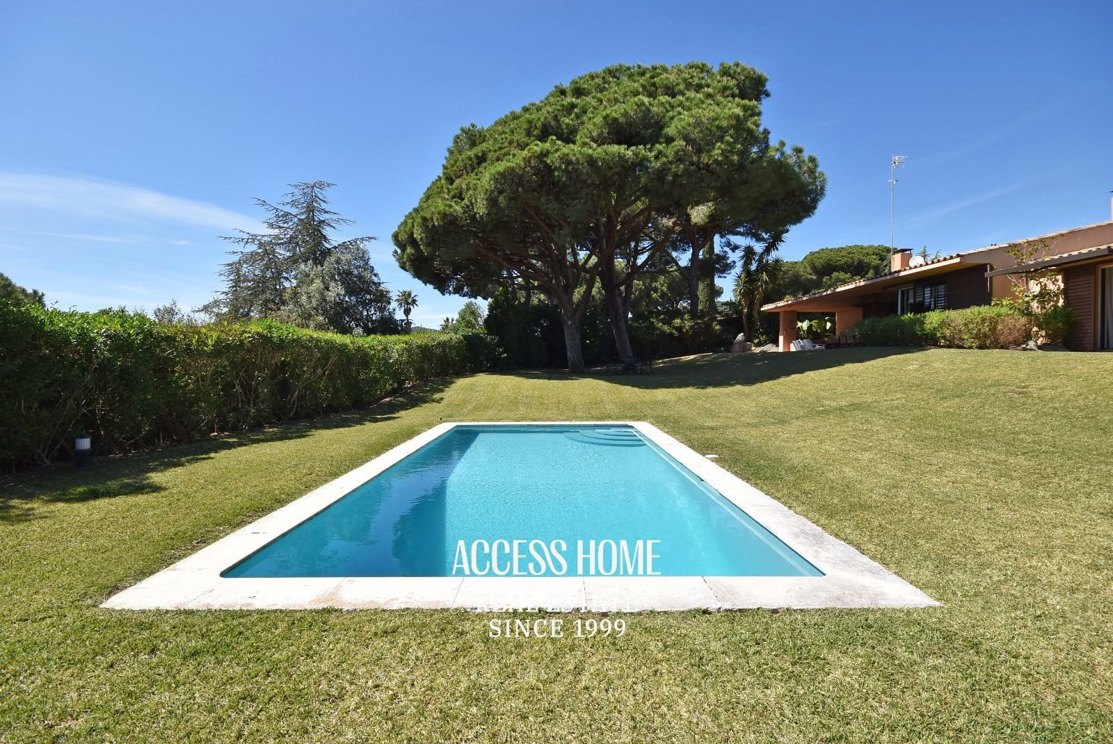 Haus 305 m² in Sant Vicenç de Montalt