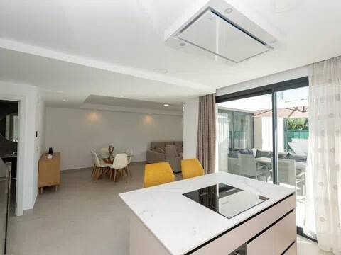 Casa de 260 m² en San Juan de Alicante