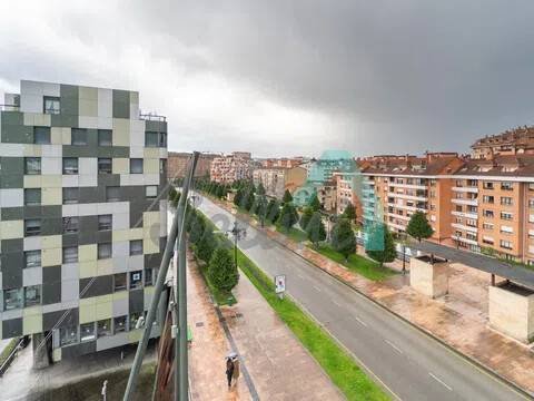 Piso de 120 m² en Oviedo