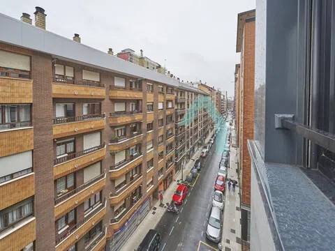 Piso de 100 m² en Gijón