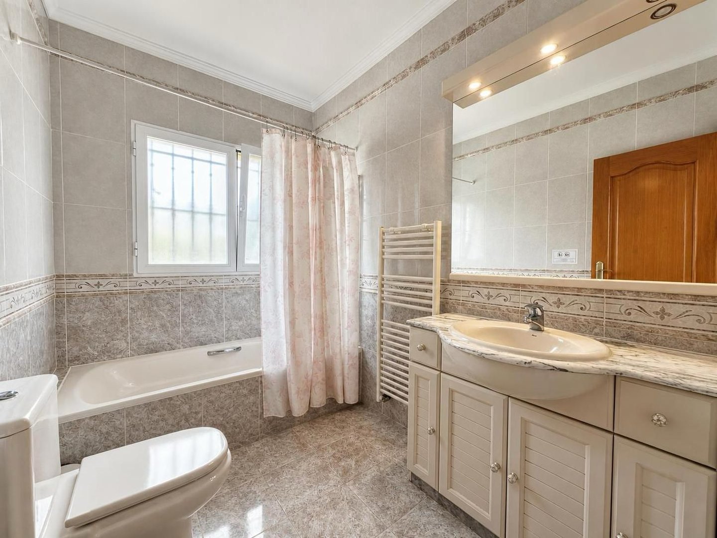 Casa de 350 m² en Benissa