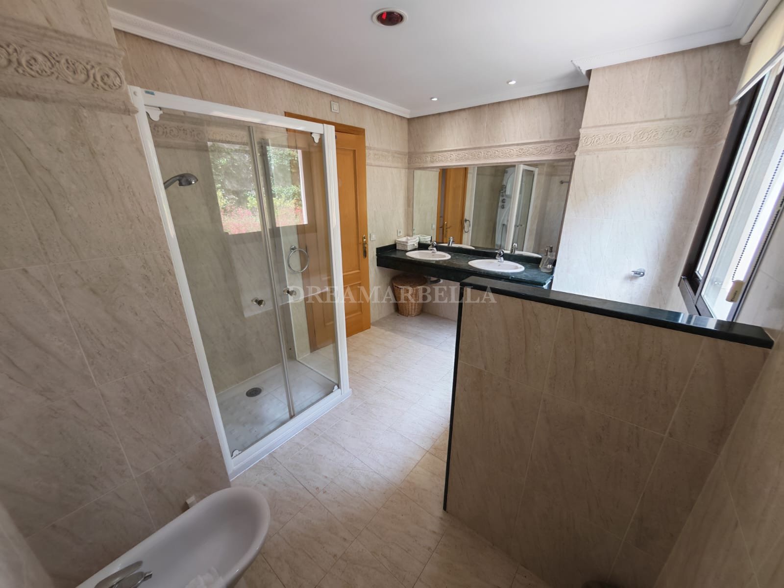 Pis de 197 m² a Benahavís