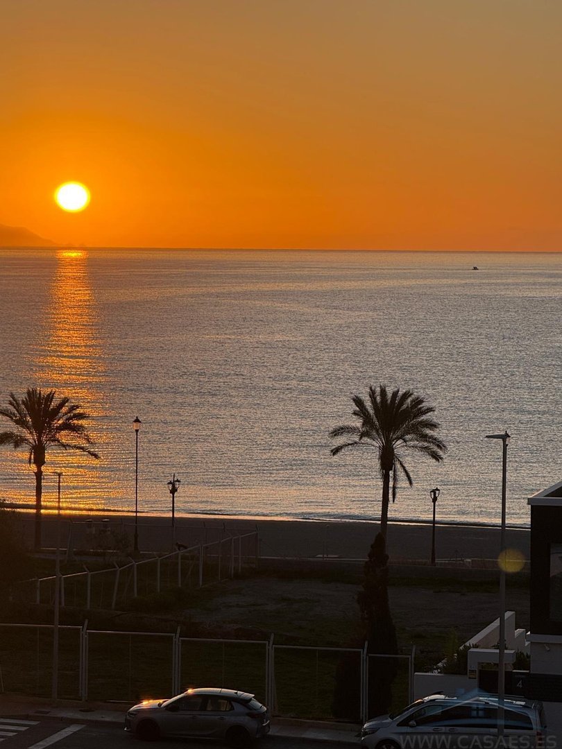 Flat 80 m² in Roquetas de Mar