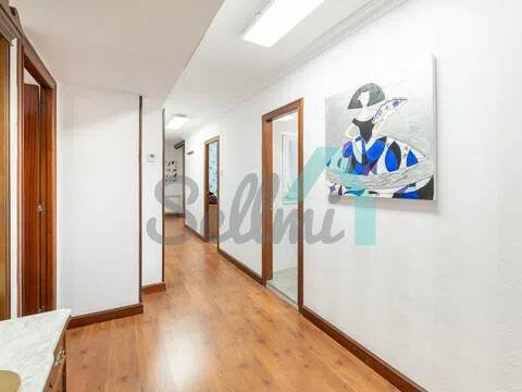 Pis de 127 m² a Oviedo