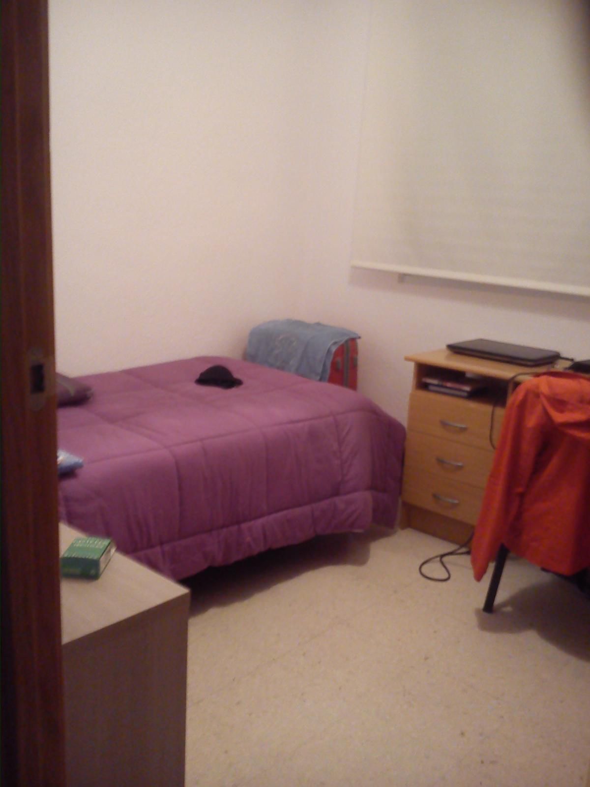 Chambre 100 m², Grenade