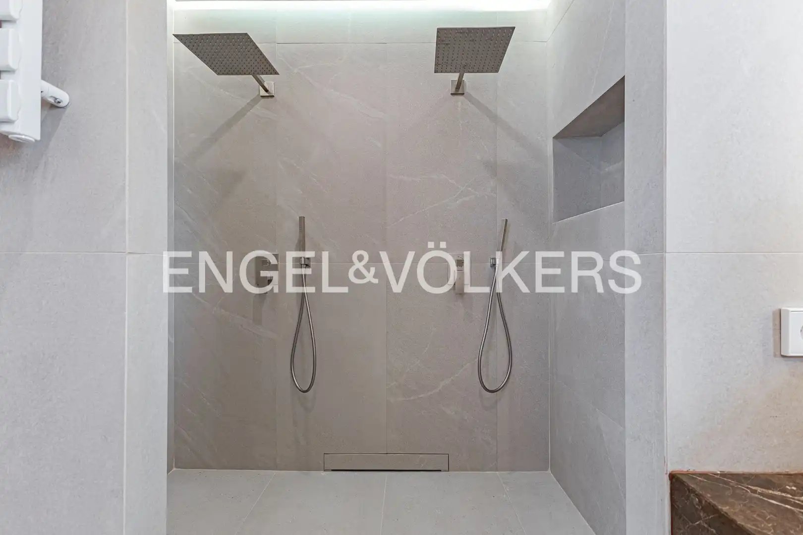 Wohnung 228 m² in Barcelona