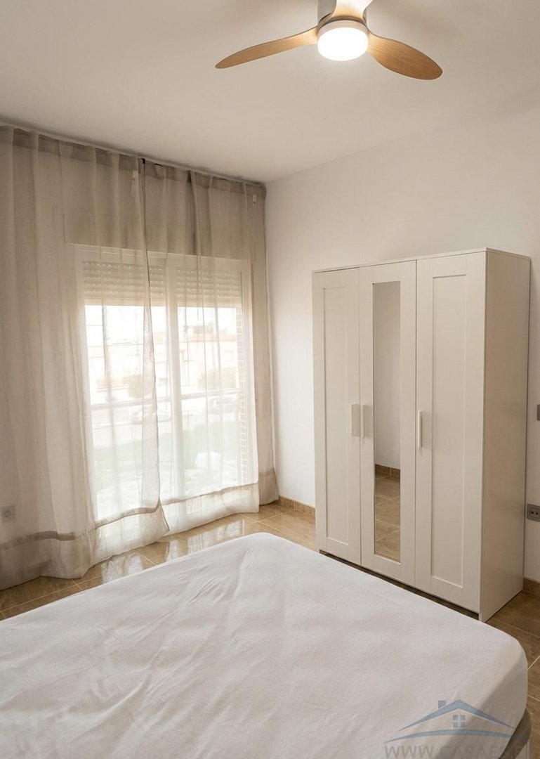 Piso de 83 m² en Roquetas de Mar