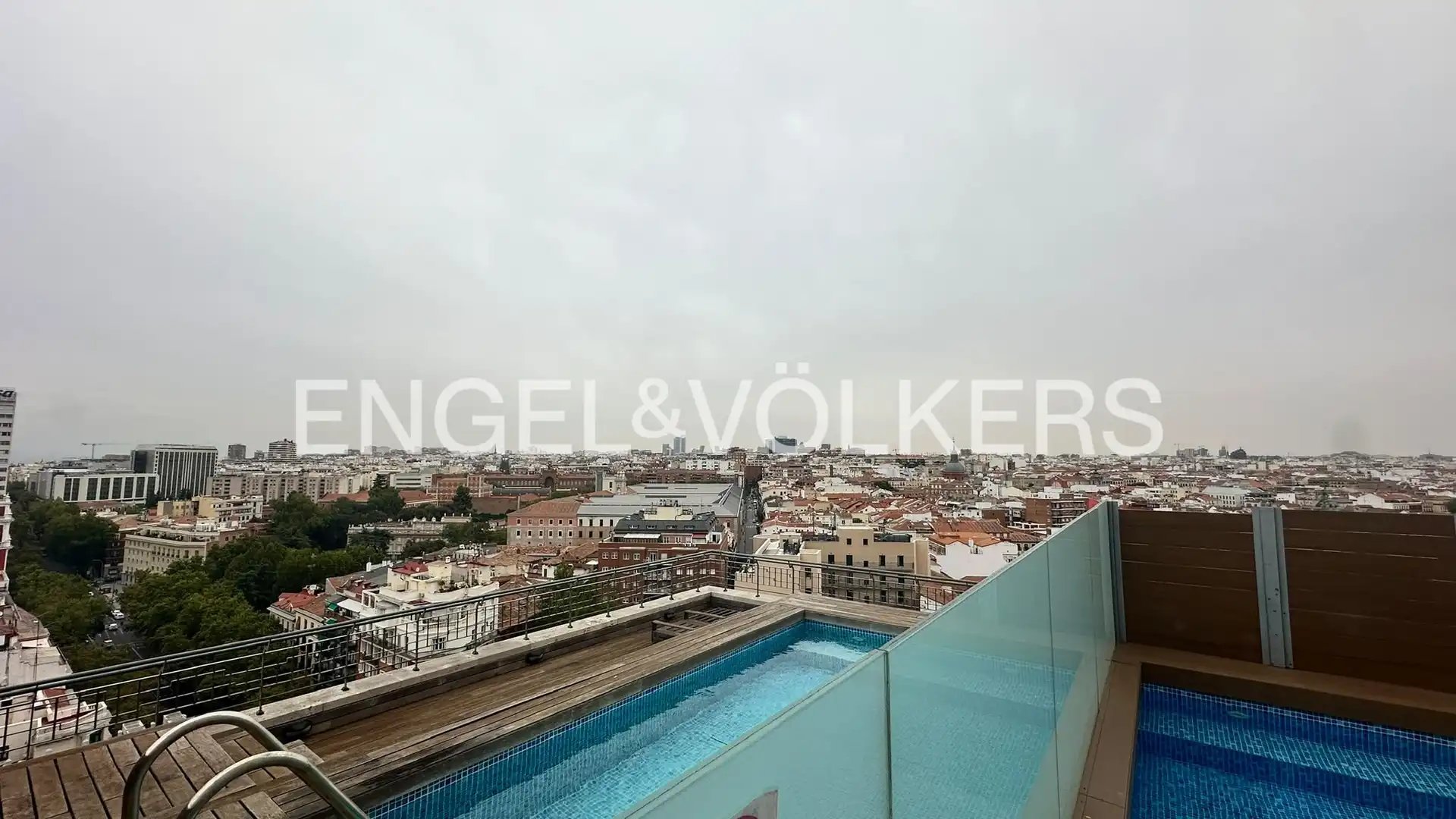 Wohnung 102 m² in Madrid