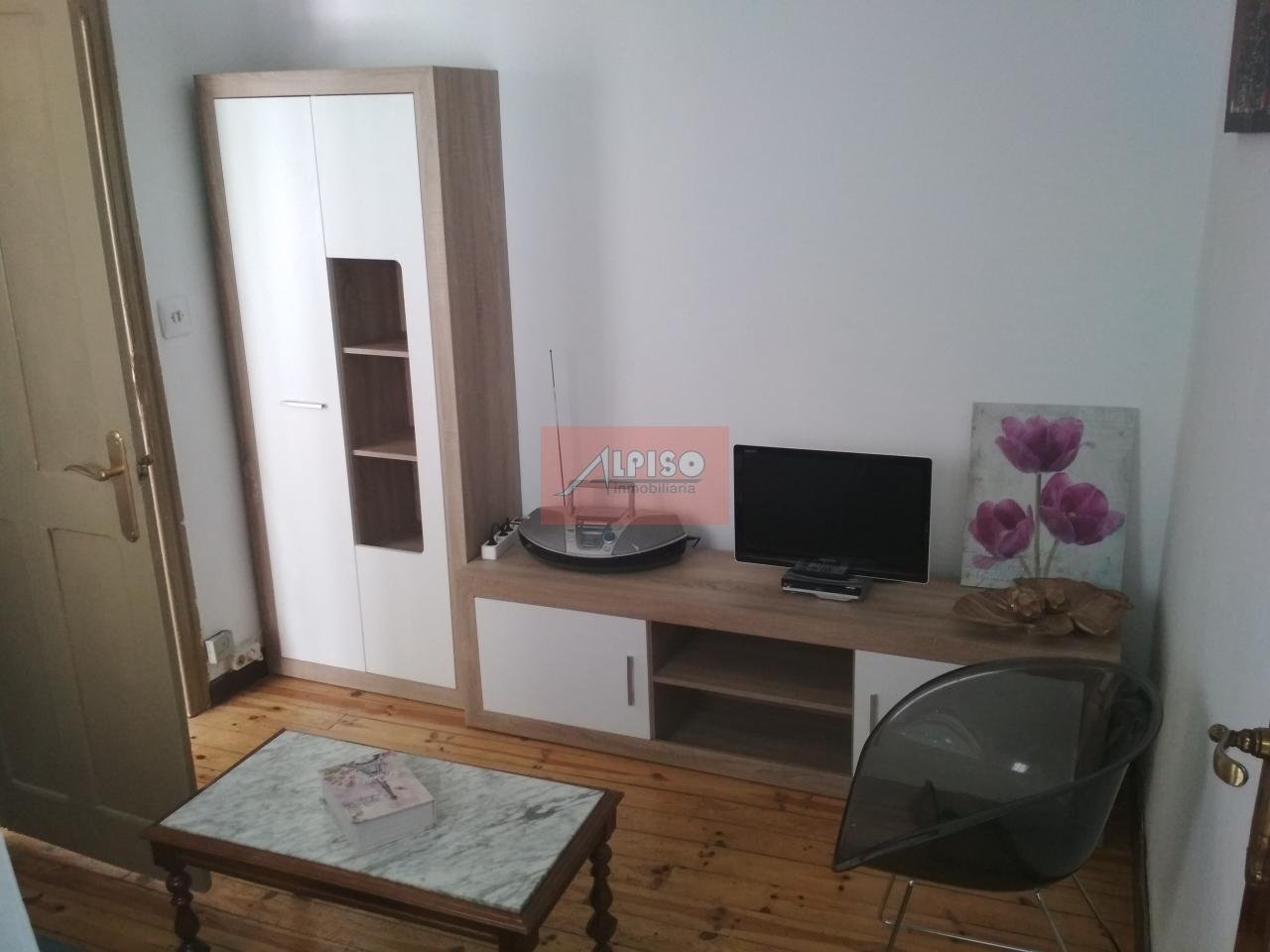Casa de 65 m² en Ourense