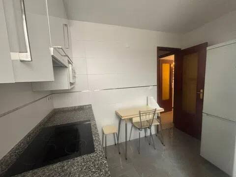 Piso de 80 m² en Sevilla