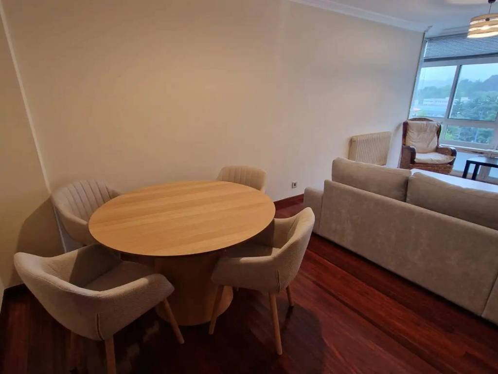 Piso de 115 m² en Santiago de Compostela