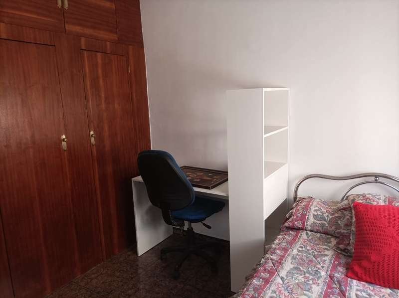 Habitación 90 m², Granada