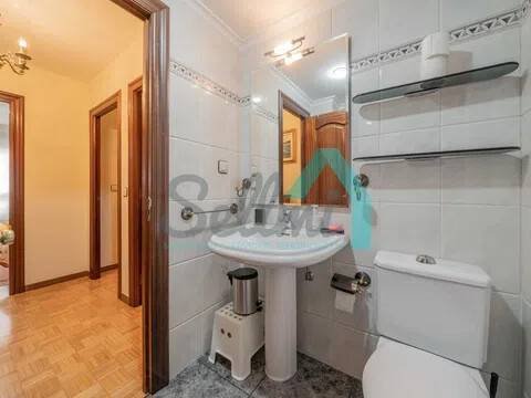 Piso de 90 m² en Oviedo