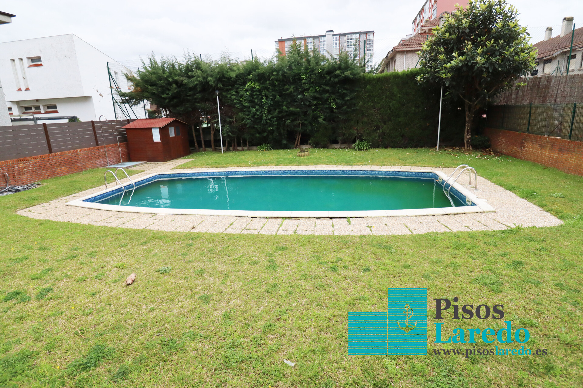 Casa de 200 m² en Laredo