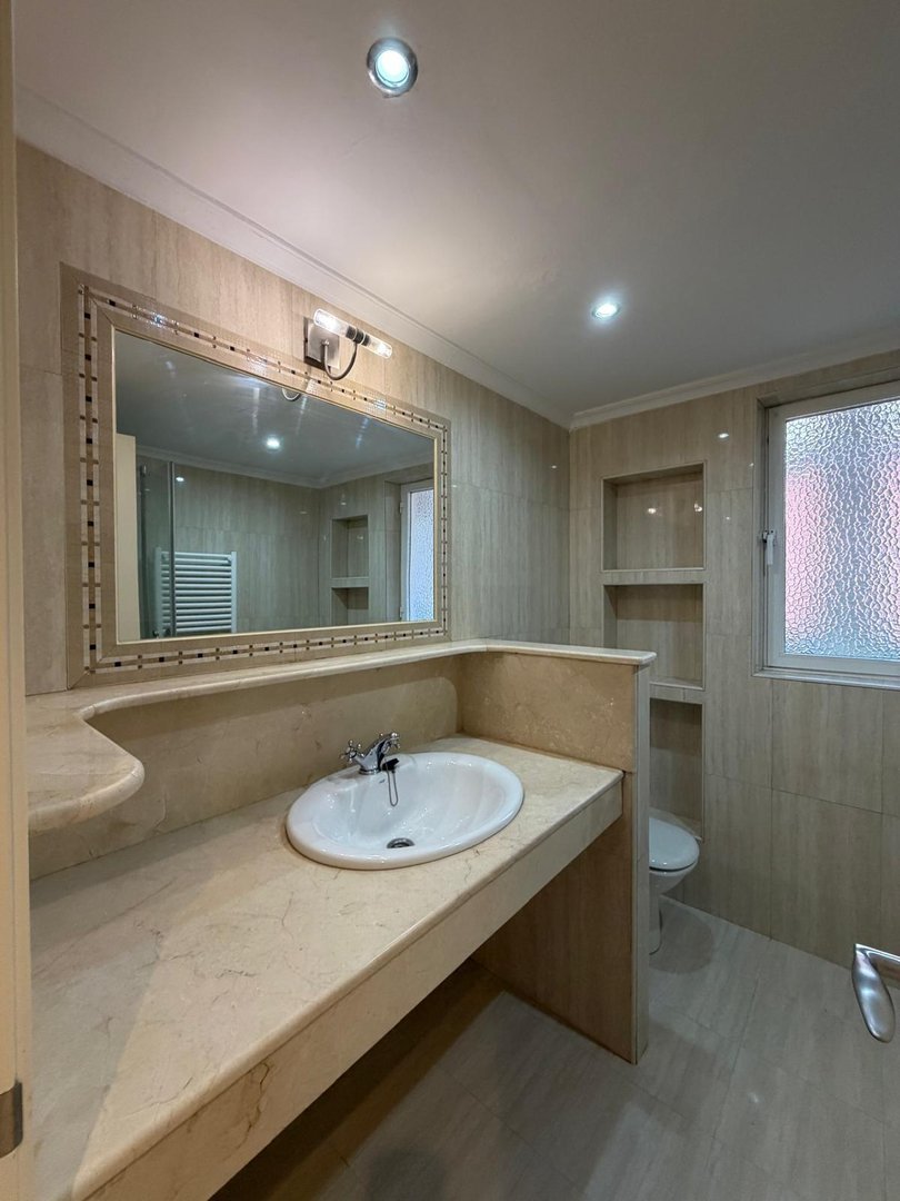 Piso de 86 m² en Toreno