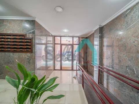 Piso de 90 m² en Oviedo