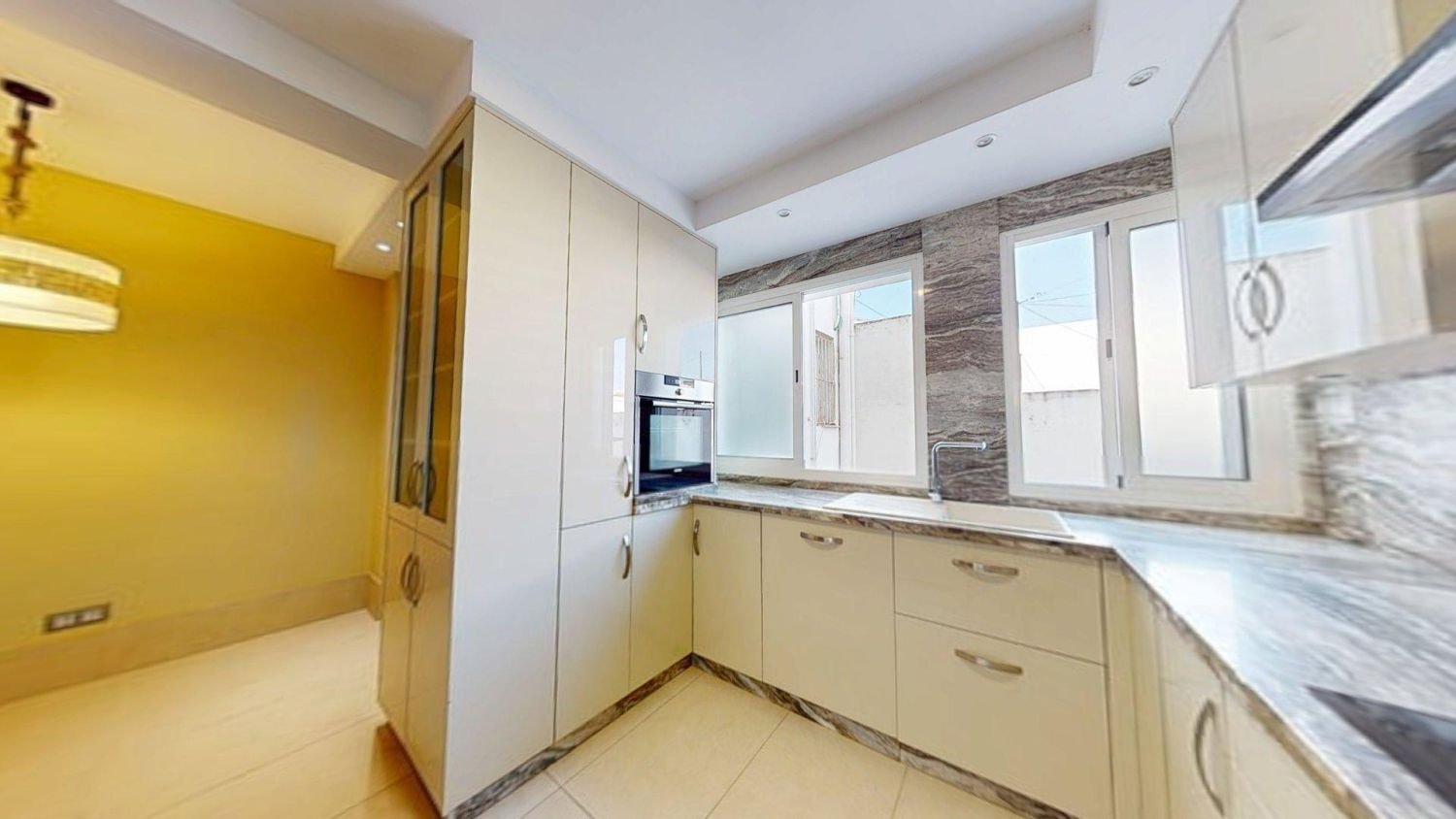 Piso de 173 m² en Sevilla