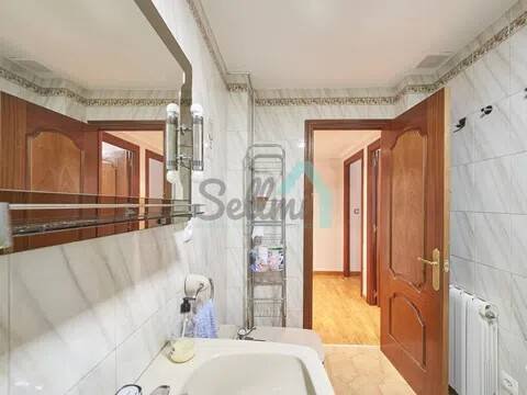 Wohnung 90 m² in Oviedo