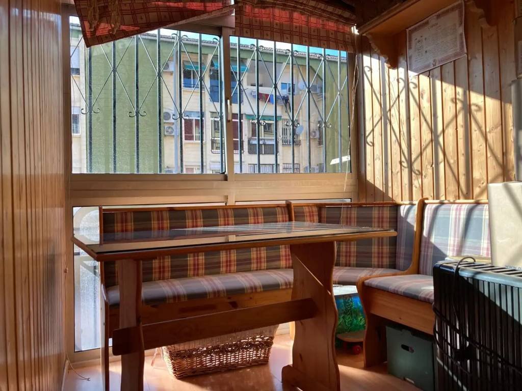 Wohnung 120 m² in Granada