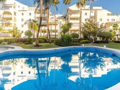 Appartamento 105 m² a Estepona