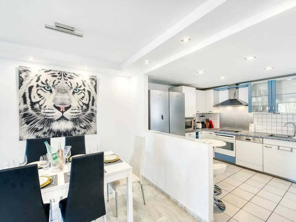 Pis de 200 m² a Estepona