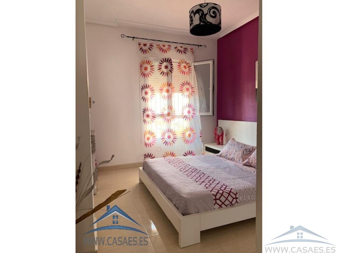 Piso de 80 m² en Roquetas de Mar