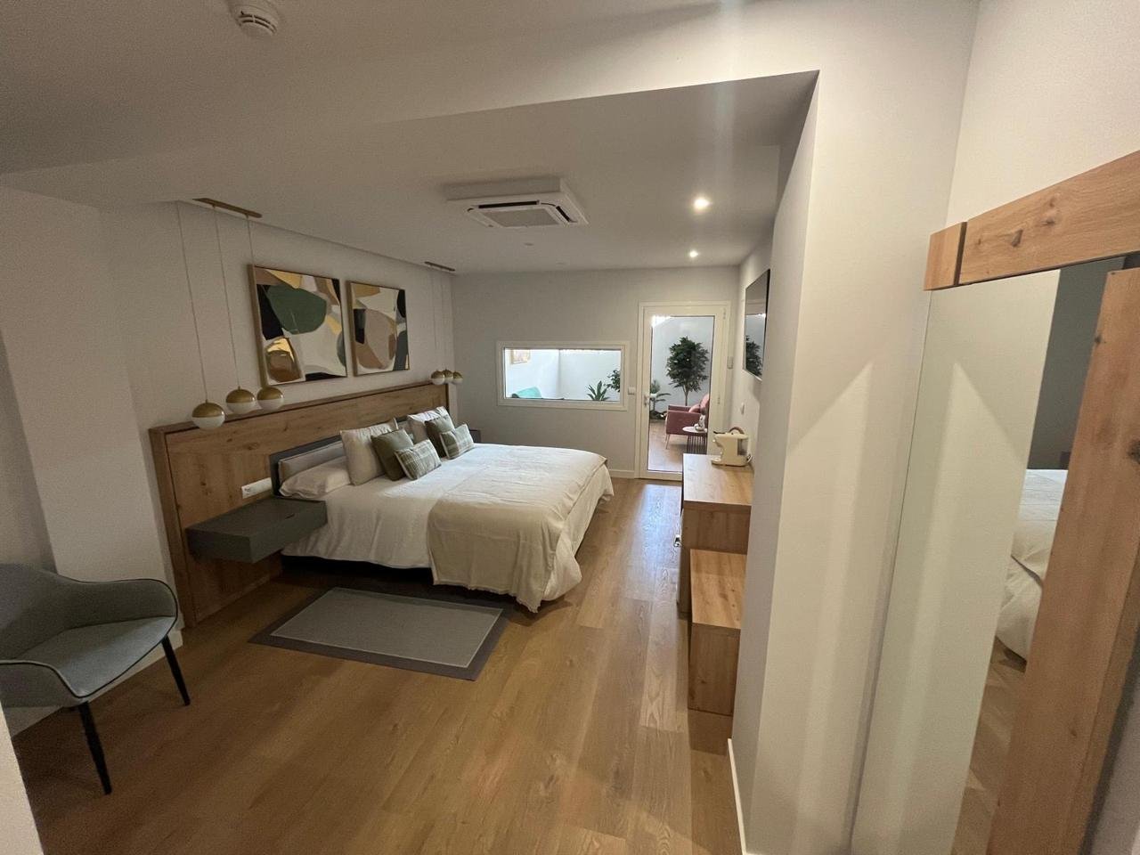 Habitación 210 m², Ponferrada