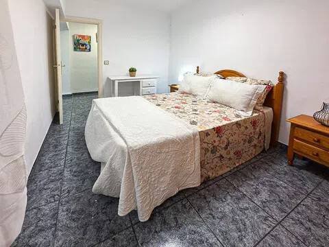 Piso de 77 m² en Almería