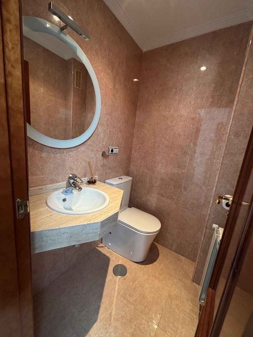 Piso de 140 m² en Granada